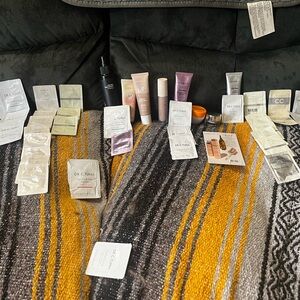 Farmasi Vanilla Hand Cream and BB Balm Duo